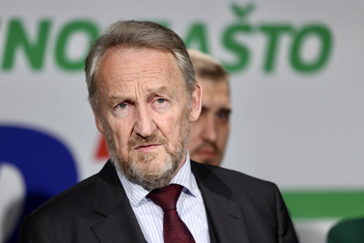 SDA odbrusila Efendiću zbog prijedloga ukidanja plata zvaničnicima: To nije obračun s Dodikom, već garancija da SNSD, HDZ i Trojka ostaju