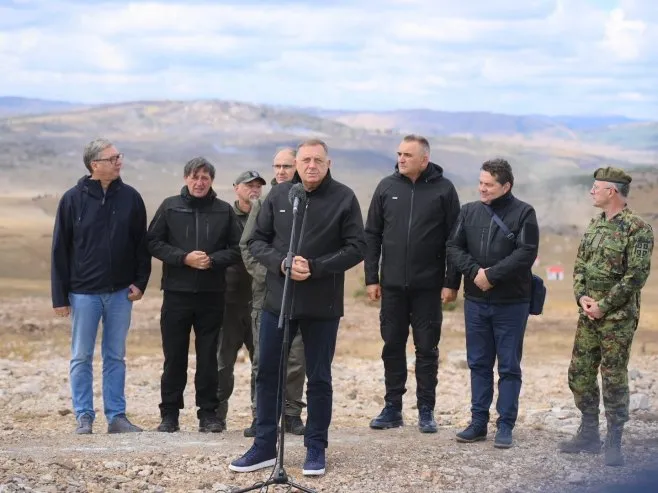 Dodik nakon vojne vježbe u Srbiji: „Ovo je kao naša vojska, njen uspjeh doživljavam kao svoj“