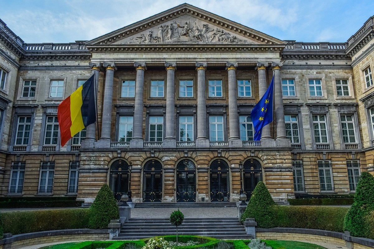Nagli rast podrške krajnjoj desnici i krajnjoj ljevici u belgijskim anketama