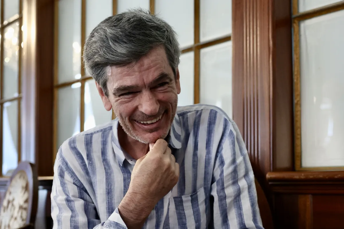 Intervju | Senad Bašić za N1 o bolesti, karijeri i ratu: „Gledao sam u lice gladi, žeđi i smrti... Spoznao sam šta je najteže“