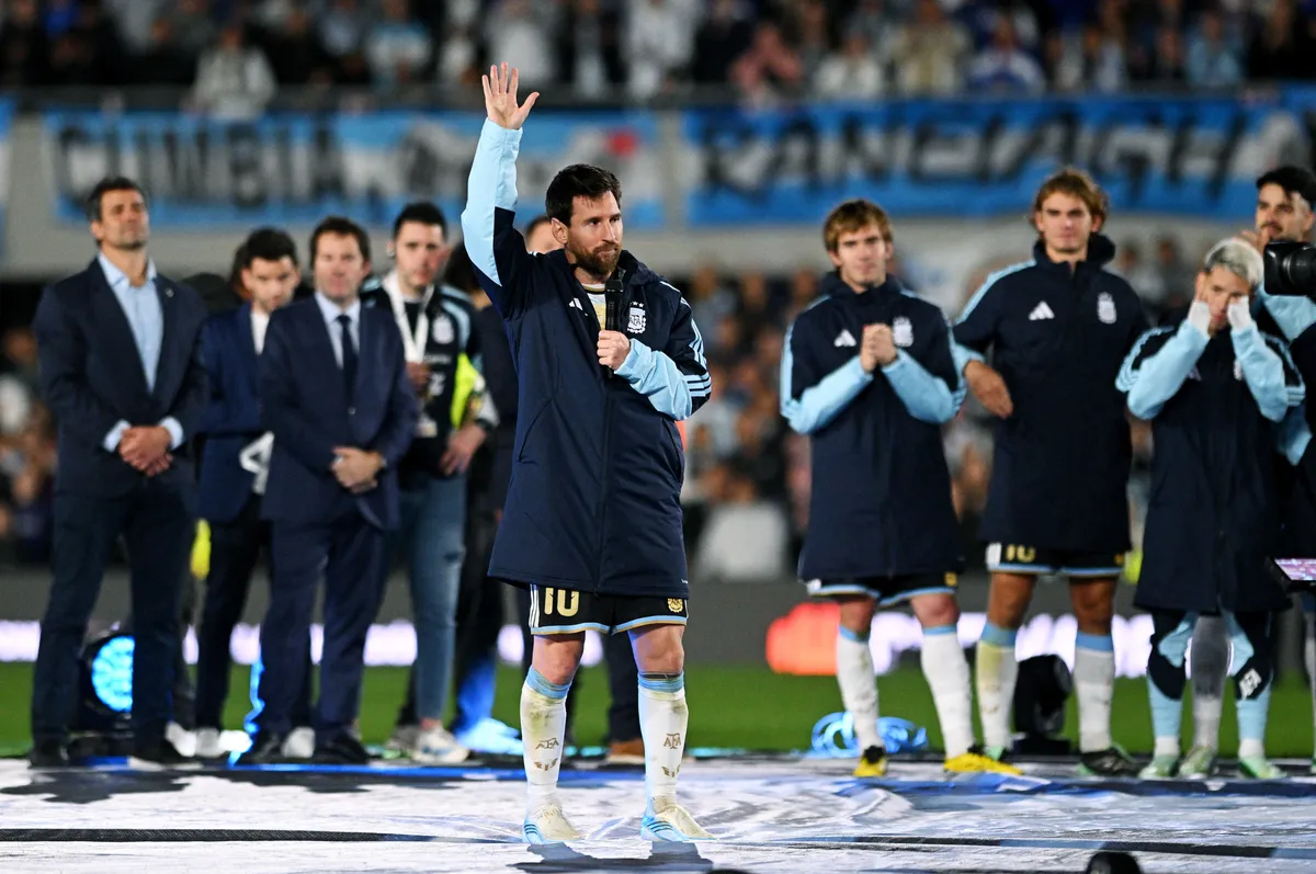 Argentina u suzama ispratila Messija: Posljednja reprezentativna utakmica pretvorena u nacionalni oproštaj