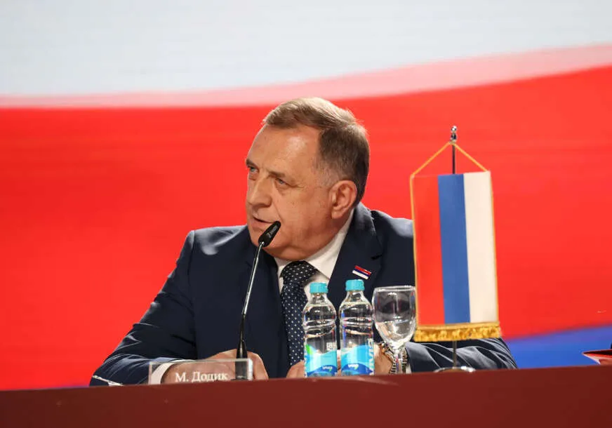 Dodik nakon odluke Ustavnog suda BiH: „Čuj, oni će još određivati za šta ćemo mi trošiti novac“