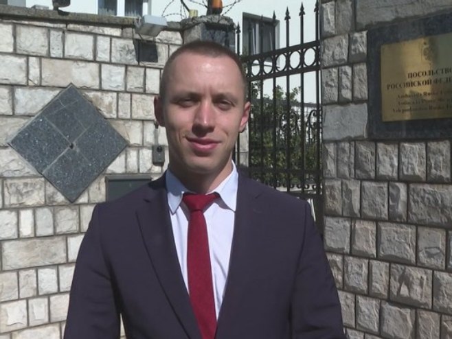 Sverov za RTRS: Glasanje u Ambasadi Rusije u BiH protiče mirno, pozivam birače da iskoriste građansko pravo