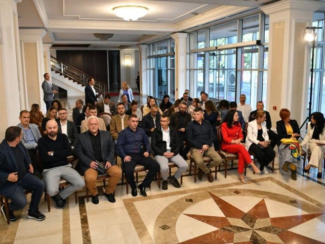Selak uručio rješenja za 50 novih sudskih vještaka