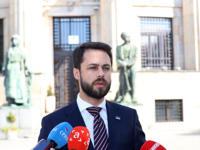 Romić: Srpska sa Srbijom mora da njeguje kulturu sjećanja, a upravo to je film "Zlatni rez 42 - Djeca Kozare" (VIDEO)