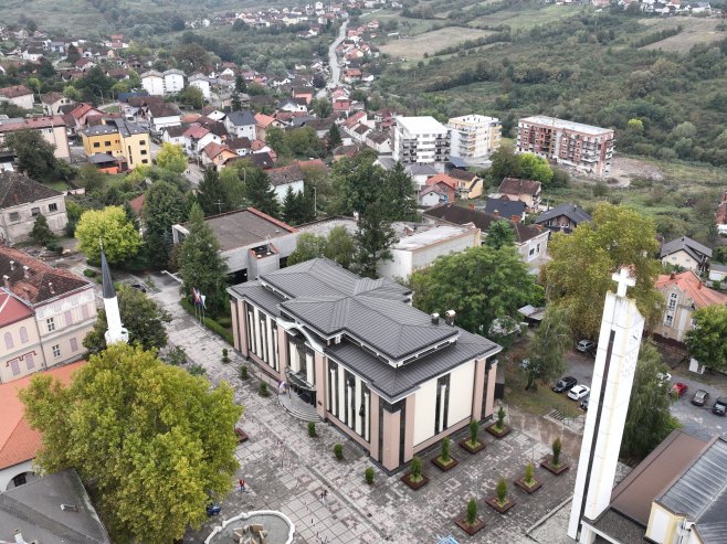 Žunić: Besplatnim placevima želimo da pomognemo mladim bračnim parovima