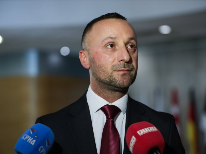 Kojić: Јelena Trivić nema pravo da drži lekcije o zaštiti nacionalnih interesa