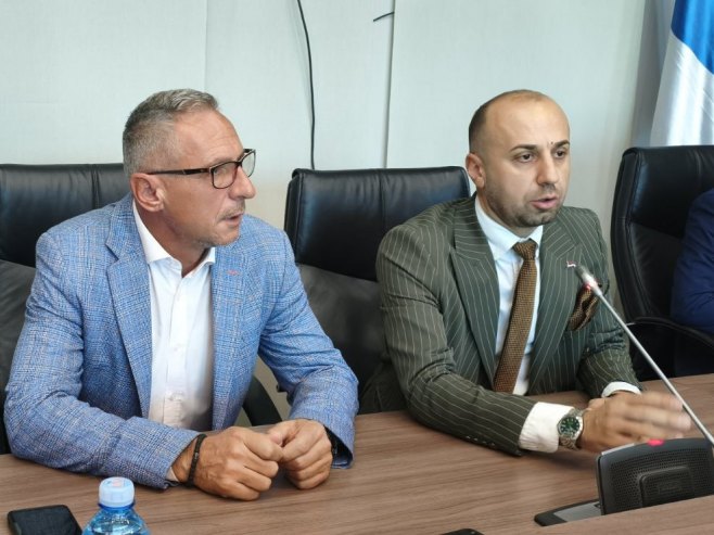 Bijeljina: Ugovori o zapošljavanju i samozapošljavanju; Vlada izdvojila ove godine više od dva miliona KM