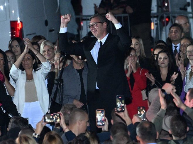 Vučić: Hvala hrabrim ljudima koji su se suprotstavili rušenju Srbije