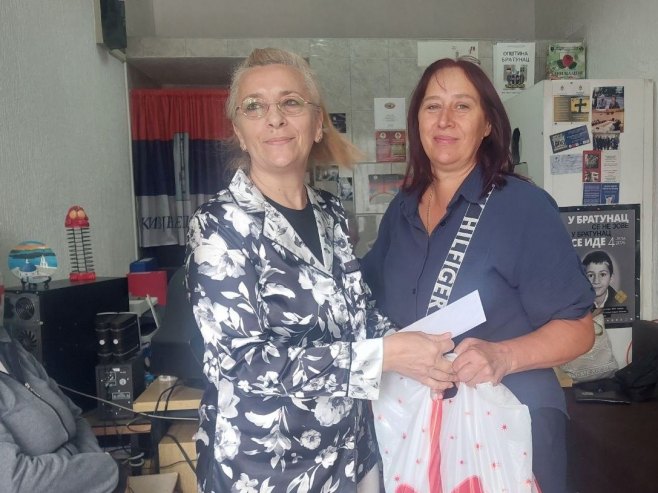 Bratunac: Uručena pomoć za 13 porodica poginulih boraca