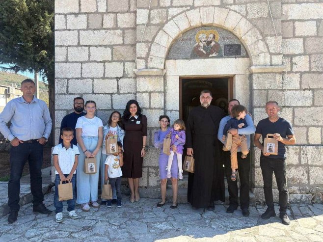 Kod Metkovića služena liturgija i pomen žrtvama ovog sela iz Drugog svjetskog rata (FOTO)