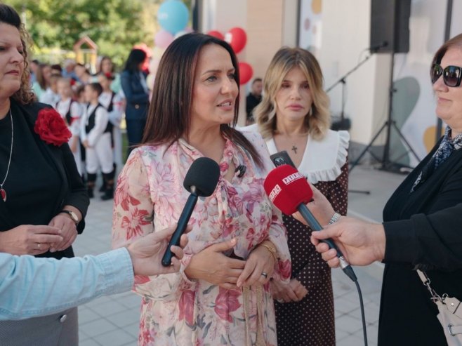Obećanje ispunjeno: Nakon vrtića, Јezero dobija i gradski trg uz podršku Srbije i kompanije M:tel